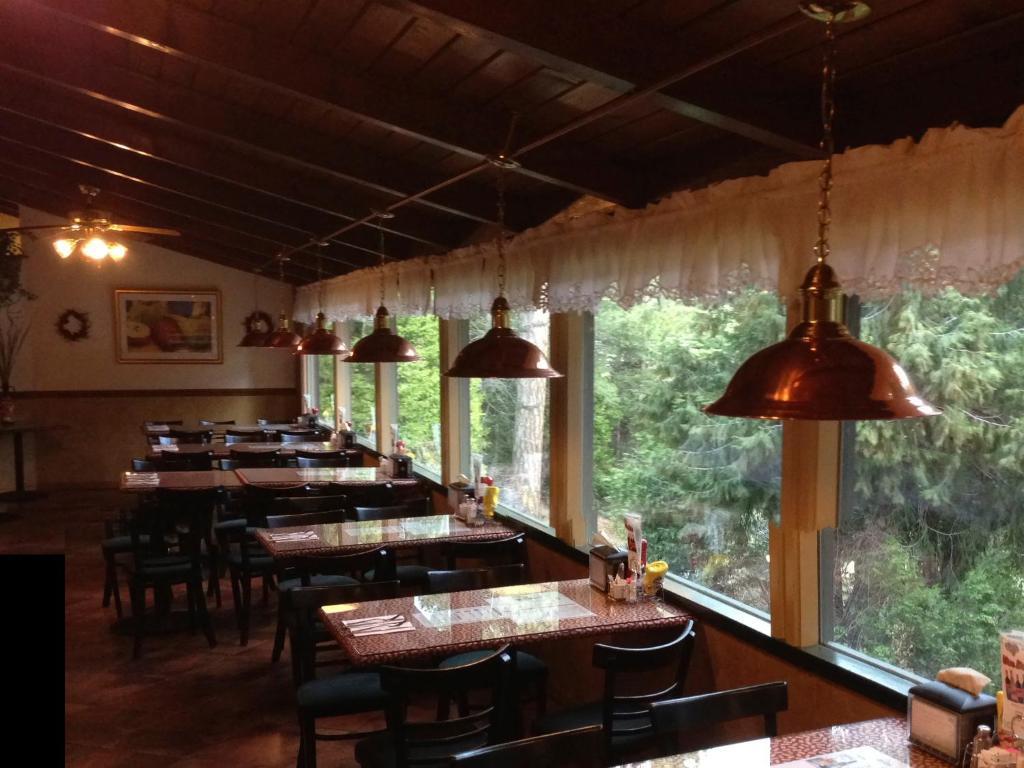 Strawberry Inn Екстериор снимка